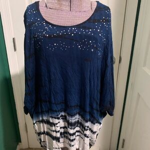 Chic Navy and White Women's Tunic